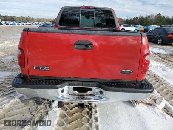 ✅ 2001 Ford F-150 XL • VIN: 1FTRX07W31KE64015 • Лот: 89297905. Опубликован ранее на Copart с пробегом 198 881 миль. Бесплатный доступ к архиву аукционных продаж из США и подробный отчёт об истории автомобиля на DreamBid. Изображение 6.