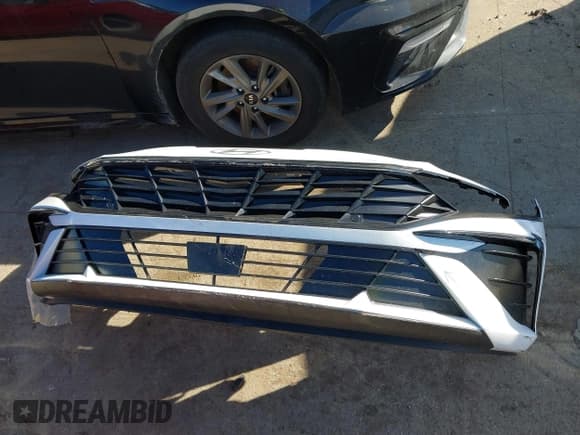 ✅ 2025 Hyundai Elantra SEL Convenience • VIN: KMHLS4DG7SU951650 • Lot: 43330896. Listed on IAAI with 2,140 mi. Free auction sales archive from the USA and detailed vehicle history report at DreamBid. Image 12.