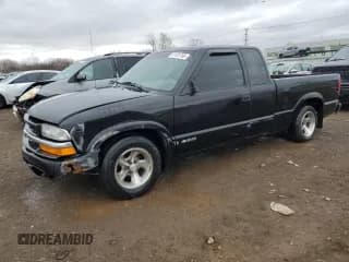 ✅ 1999 Chevrolet S-10 LS • VIN: 1GCCS19X4X8201151 • Лот: 51131745. Опубликован ранее на Copart с пробегом 86 806 миль. Бесплатный доступ к архиву аукционных продаж из США и подробный отчёт об истории автомобиля на DreamBid. Изображение 1.