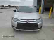 2018 Mitsubishi Outlander ES z VIN JA4AZ3A34JZ040495, wystawiony jako Copart lot #71119415 z przebiegiem 161 625 mil mil oraz Szkoda całkowita • Salvage title. Historia ofert i sprzedaży dostępna na DreamBid. Obrazek 5.