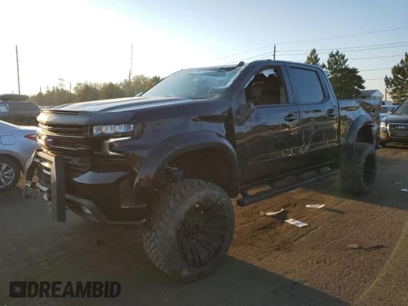 ✅ 2021 Chevrolet Silverado 1500 LT Trail Boss • VIN: 3GCPYFEL5MG271747 • Lot: 70089864. Wystawiony na Copart z przebiegiem 54 964 mil. Bezpłatny archiwum sprzedaży aukcyjnych z USA i szczegółowy raport historii pojazdu na DreamBid. Zdjęcie 1.