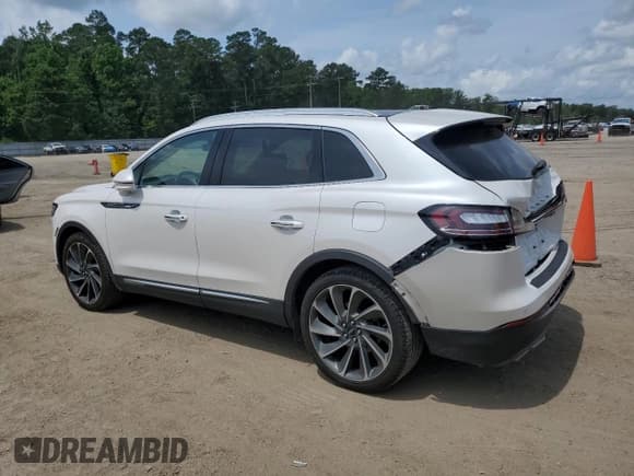 ✅ 2019 Lincoln Nautilus Reserve • VIN: 2LMPJ6LPXKBL10858 • Lot: 59851325. Listed on Copart with 46,809 mi. Free auction sales archive from the USA and detailed vehicle history report at DreamBid. Image 2.