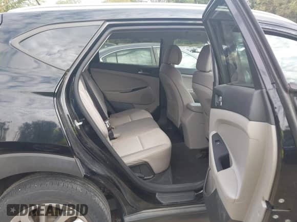 2016 Hyundai Tucson SE z VIN KM8J33A40GU139879, wystawiony jako IAAI lot #43340733 z przebiegiem 148 354 mil mil oraz . Historia ofert i sprzedaży dostępna na DreamBid. Obrazek 8.