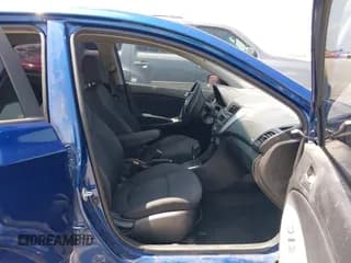 ✅ 2017 Hyundai Accent SE • VIN: KMHCT5AE7HU322419 • Lot: 42705872. Wystawiony na IAAI z przebiegiem 127 465 mil. Bezpłatny archiwum sprzedaży aukcyjnych z USA i szczegółowy raport historii pojazdu na DreamBid. Zdjęcie 5.