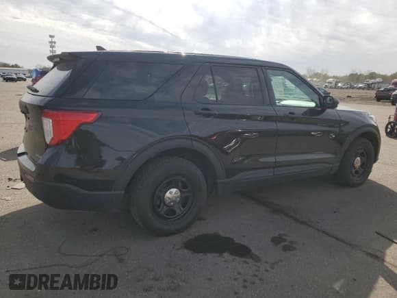 ✅ 2021 Ford Police Interceptor Utility • VIN: 1FM5K8ABXMGA33790 • Lot: 47012965. Wystawiony na Copart z przebiegiem 52 296 mil. Bezpłatny archiwum sprzedaży aukcyjnych z USA i szczegółowy raport historii pojazdu na DreamBid. Zdjęcie 3.