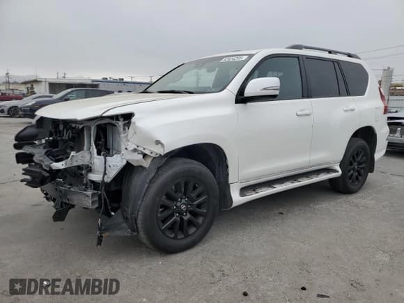 ✅ 2022 Lexus GX 460 • VIN: JTJKM7BX7N5321069 • Lot: 52924295. Wystawiony na Copart z przebiegiem 37 695 mil. Bezpłatny archiwum sprzedaży aukcyjnych z USA i szczegółowy raport historii pojazdu na DreamBid. Zdjęcie 1.
