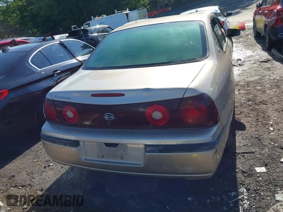 ✅ 2000 Chevrolet Impala • VIN: 2G1WF55EXY9230682 • Lot: 42248121. Wystawiony na IAAI z przebiegiem Nie podano. Bezpłatny archiwum sprzedaży aukcyjnych z USA i szczegółowy raport historii pojazdu na DreamBid. Zdjęcie 16.