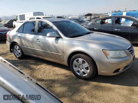 ✅ 2009 Hyundai Sonata GLS • VIN: 5NPET46C29H560074 • Лот: 75315354. Опубликован ранее на Copart с пробегом 174 458 миль. Бесплатный доступ к архиву аукционных продаж из США и подробный отчёт об истории автомобиля на DreamBid. Изображение 4.