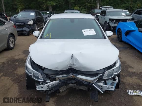 ✅ 2019 Chevrolet Cruze LS • VIN: 1G1BC5SM7K7147173 • Lot: 43303851. Listed on IAAI with 97,811 mi. Free auction sales archive from the USA and detailed vehicle history report at DreamBid. Image 12.