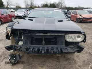 2008 Dodge Challenger SRT-8 z VIN 2B3LJ74W78H301536, wystawiony jako Copart lot #38777264 z przebiegiem Nie podano mil oraz Szkoda całkowita • Salvage title. Historia ofert i sprzedaży dostępna na DreamBid. Obrazek 5.