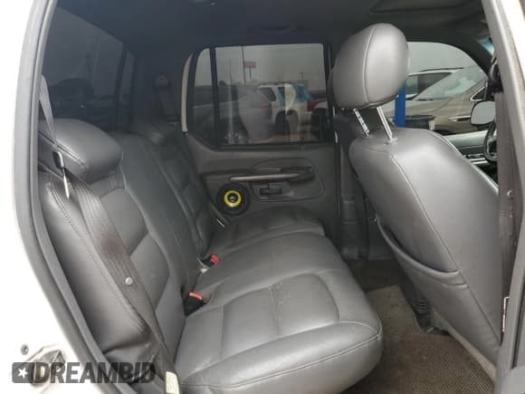 ✅ 2001 Ford Explorer Sport Trac • VIN: 1FMZU77E21UA06975 • Lot: 59721565. Listed on Copart with 280,900 mi. Free auction sales archive from the USA and detailed vehicle history report at DreamBid. Image 10.