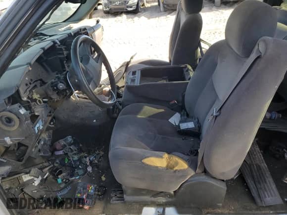 2006 GMC Sierra 1500 SLE1 with VIN 1GTEC19V06Z242311, listed as a Copart auction lot 84925974 with Not provided miles and Salvage title. Bid and sale history available at DreamBid. Image 7.