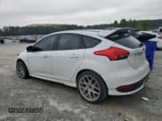 ✅ 2017 Ford Focus ST • VIN: 1FADP3L91HL221535 • Lot: 84009415. Wystawiony na Copart z przebiegiem 81 210 mil. Bezpłatny archiwum sprzedaży aukcyjnych z USA i szczegółowy raport historii pojazdu na DreamBid. Zdjęcie 2.