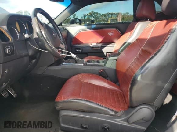 ✅ 2013 Dodge Challenger R/T • VIN: 2C3CDYBT3DH712595 • Lot: 90316335. Wystawiony na Copart z przebiegiem 143 682 mil. Bezpłatny archiwum sprzedaży aukcyjnych z USA i szczegółowy raport historii pojazdu na DreamBid. Zdjęcie 7.