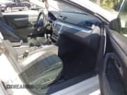 ✅ 2011 Volkswagen CC Sport • VIN: WVWNN7AN4BE700653 • Lot: 41256867. Wystawiony na IAAI z przebiegiem 196 855 mil. Bezpłatny archiwum sprzedaży aukcyjnych z USA i szczegółowy raport historii pojazdu na DreamBid. Zdjęcie 5.