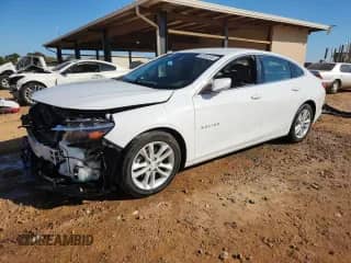 2016 Chevrolet Malibu LT z VIN 1G1ZE5ST4GF330561, wystawiony jako Copart lot #85892345 z przebiegiem 167 006 mil mil oraz Szkoda całkowita • Salvage title. Historia ofert i sprzedaży dostępna na DreamBid. Obrazek 1.