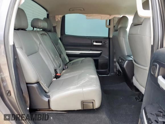 ✅ 2014 Toyota Tundra SR5 • VIN: 5TFEM5F14EX079176 • Lot: 64322015. Listed on Copart with 169,343 mi. Free auction sales archive from the USA and detailed vehicle history report at DreamBid. Image 11.