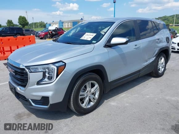 ✅ 2022 GMC Terrain SLE • VIN: 3GKALMEV5NL169081 • Lot: 42823330. Listed on IAAI with 42,514 mi. Free auction sales archive from the USA and detailed vehicle history report at DreamBid. Image 2.