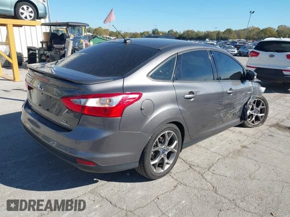 ✅ 2013 Ford Focus SE • VIN: 1FADP3F20DL231725 • Lot: 43547689. Listed on IAAI with 89,440 mi. Free auction sales archive from the USA and detailed vehicle history report at DreamBid. Image 4.