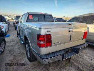 ✅ 2008 Lincoln Mark LT • VIN: 5LTPW16548FJ02090 • Lot: 90086215. Wystawiony na Copart z przebiegiem Nie podano. Bezpłatny archiwum sprzedaży aukcyjnych z USA i szczegółowy raport historii pojazdu na DreamBid. Zdjęcie 2.