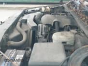 ✅ 2003 Chevrolet Suburban LS • VIN: 1GNFK16Z33J223820 • Лот: 43074086. Опубликован ранее на IAAI с пробегом 307 113 миль. Бесплатный доступ к архиву аукционных продаж из США и подробный отчёт об истории автомобиля на DreamBid. Изображение 13.