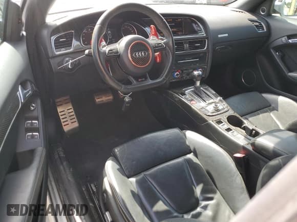 ✅ 2014 Audi RS 5 • VIN: WUAC6AFH1EN900157 • Lot: 60155085. Listed on Copart with 77,220 mi. Free auction sales archive from the USA and detailed vehicle history report at DreamBid. Image 8.