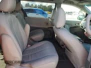 ✅ 2011 Toyota Sienna XLE • VIN: 5TDYK3DC3BS005700 • Лот: 90696695. Опубликован ранее на Copart с пробегом 95 023 миль. Бесплатный доступ к архиву аукционных продаж из США и подробный отчёт об истории автомобиля на DreamBid. Изображение 11.