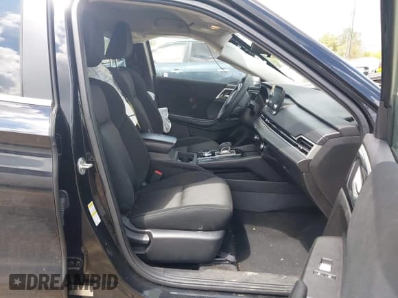 ✅ 2022 Mitsubishi Outlander ES • VIN: JA4J3TA83NZ063656 • Лот: 42242825. Опубликован ранее на IAAI с пробегом 69 154 миль. Бесплатный доступ к архиву аукционных продаж из США и подробный отчёт об истории автомобиля на DreamBid. Изображение 5.