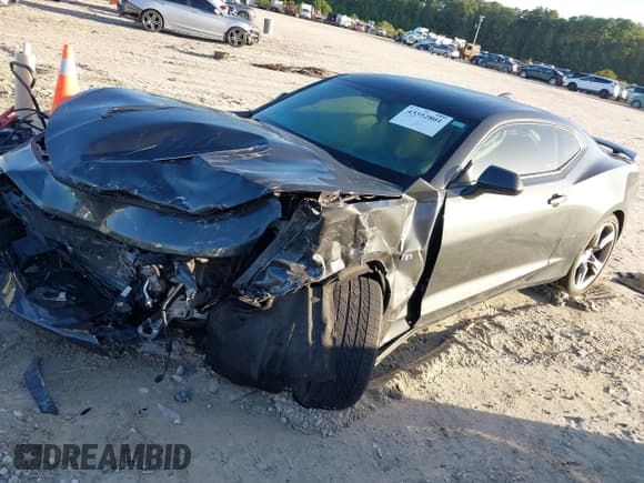 ✅ 2018 Chevrolet Camaro 2SS • VIN: 1G1FH1R7XJ0188741 • Лот: 43352801. Опубликован ранее на IAAI с пробегом 54 559 миль. Бесплатный доступ к архиву аукционных продаж из США и подробный отчёт об истории автомобиля на DreamBid. Изображение 2.