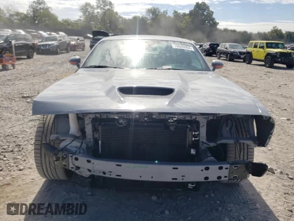 ✅ 2021 Dodge Challenger R/T • VIN: 2C3CDZBT8MH650567 • Лот: 70040004. Опубликован ранее на Copart с пробегом 13 581 миль. Бесплатный доступ к архиву аукционных продаж из США и подробный отчёт об истории автомобиля на DreamBid. Изображение 5.