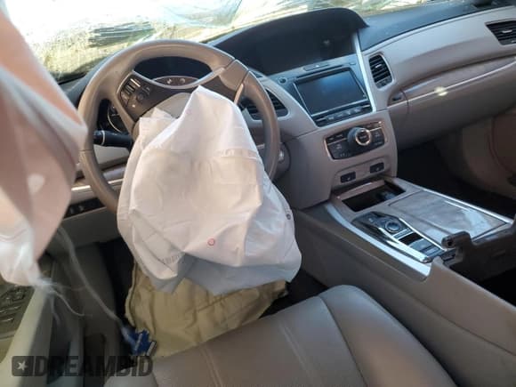 ✅ 2018 Acura RLX Technology • VIN: JH4KC1F52JC000847 • Lot: 78677214. Wystawiony na Copart z przebiegiem Nie podano. Bezpłatny archiwum sprzedaży aukcyjnych z USA i szczegółowy raport historii pojazdu na DreamBid. Zdjęcie 9.