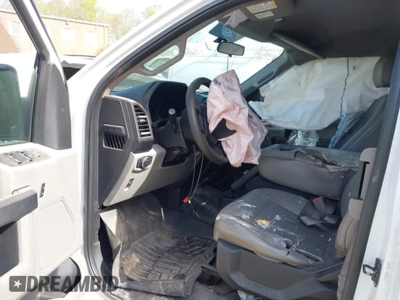 ✅ 2017 Ford F-150 XL • VIN: 1FTEX1EP5HFB38204 • Lot: 42129763. Listed on IAAI with Not provided. Free auction sales archive from the USA and detailed vehicle history report at DreamBid. Image 5.