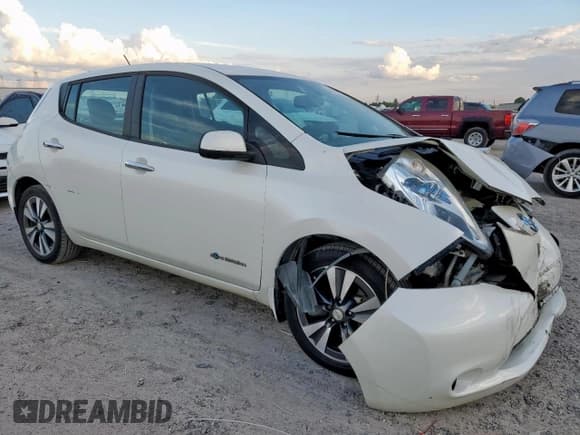 ✅ 2015 Nissan LEAF S • VIN: 1N4AZ0CP6FC309939 • Lot: 85525075. Listed on Copart with 123,479 mi. Free auction sales archive from the USA and detailed vehicle history report at DreamBid. Image 4.