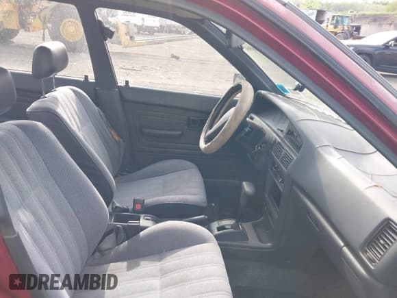 ✅ 1990 Toyota Corolla • VIN: JT2AE91AXL3318396 • Lot: 42186060. Listed on IAAI with 128,403 mi. Free auction sales archive from the USA and detailed vehicle history report at DreamBid. Image 5.