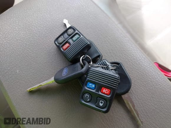 ✅ 2002 Ford Explorer Eddie Bauer • VIN: 1FMDU74E22ZA67021 • Лот: 42741797. Опубликован ранее на IAAI с пробегом 124 567 миль. Бесплатный доступ к архиву аукционных продаж из США и подробный отчёт об истории автомобиля на DreamBid. Изображение 11.