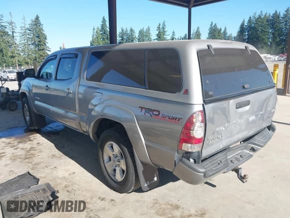 ✅ 2015 Toyota Tacoma • VIN: 3TMMU4FN7FM082699 • Lot: 42860186. Listed on IAAI with 146,871 mi. Free auction sales archive from the USA and detailed vehicle history report at DreamBid. Image 3.