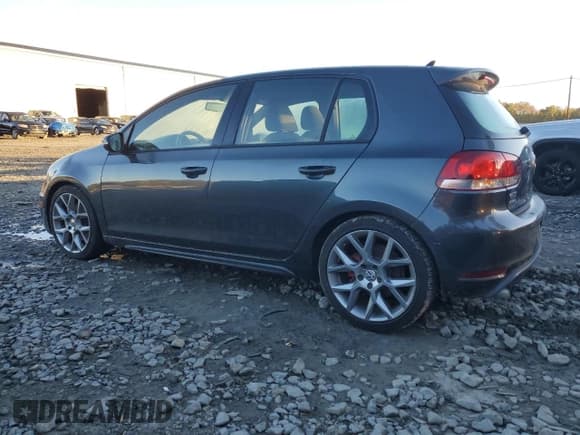 ✅ 2013 Volkswagen Golf GTI Autobahn • VIN: WVWGD7AJ4DW099783 • Лот: 82543345. Опубликован ранее на Copart с пробегом 195 605 миль. Бесплатный доступ к архиву аукционных продаж из США и подробный отчёт об истории автомобиля на DreamBid. Изображение 2.