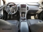 ✅ 2013 Chevrolet Volt • VIN: 1G1RD6E46DU141009 • Lot: 78373024. Wystawiony na Copart z przebiegiem Nie podano. Bezpłatny archiwum sprzedaży aukcyjnych z USA i szczegółowy raport historii pojazdu na DreamBid. Zdjęcie 8.