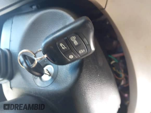 2008 Saturn VUE XE z VIN 3GSCL33P58S518418, wystawiony jako IAAI lot #41360101 z przebiegiem 223 032 mil mil oraz . Historia ofert i sprzedaży dostępna na DreamBid. Obrazek 11.