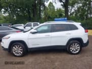 ✅ 2017 Jeep Cherokee Limited • VIN: 1C4PJMDS1HW599224 • Lot: 42855174. Wystawiony na IAAI z przebiegiem 72 808 mil. Bezpłatny archiwum sprzedaży aukcyjnych z USA i szczegółowy raport historii pojazdu na DreamBid. Zdjęcie 15.