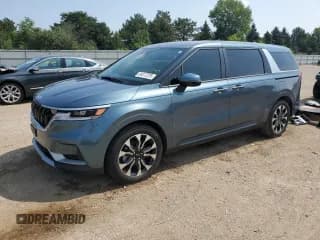 ✅ 2023 Kia Carnival EX • VIN: KNDNC5H34P6224484 • Лот: 64517225. Опубликован ранее на Copart с пробегом 14 212 миль. Бесплатный доступ к архиву аукционных продаж из США и подробный отчёт об истории автомобиля на DreamBid. Изображение 1.