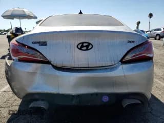 ✅ 2014 Hyundai Genesis Coupe R-Spec • VIN: KMHHT6KD6EU114996 • Lot: 68976695. Wystawiony na Copart z przebiegiem 164 010 mil. Bezpłatny archiwum sprzedaży aukcyjnych z USA i szczegółowy raport historii pojazdu na DreamBid. Zdjęcie 6.