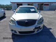 ✅ 2013 Buick Verano • VIN: 1G4PP5SK5D4181631 • Lot: 43543300. Wystawiony na IAAI z przebiegiem 125 636 mil. Bezpłatny archiwum sprzedaży aukcyjnych z USA i szczegółowy raport historii pojazdu na DreamBid. Zdjęcie 6.