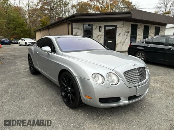 ✅ 2005 Bentley Continental GT GT • VIN: SCBCR63W35C026199 • Lot: 91880645. Listed on Copart with 84,840 mi. Free auction sales archive from the USA and detailed vehicle history report at DreamBid. Image 1.