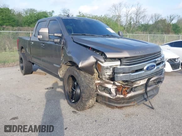 ✅ 2019 Ford F-250 XL • VIN: 1FT7W2BT6KEG02276 • Lot: 41936090. Listed on IAAI with 140,394 mi. Free auction sales archive from the USA and detailed vehicle history report at DreamBid. Image 6.
