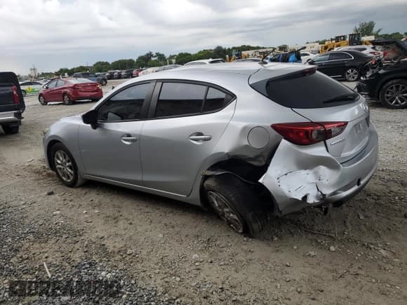 ✅ 2018 Mazda 3 Sport • VIN: 3MZBN1K71JM201296 • Лот: 83842215. Опубликован ранее на Copart с пробегом 63 297 миль. Бесплатный доступ к архиву аукционных продаж из США и подробный отчёт об истории автомобиля на DreamBid. Изображение 2.