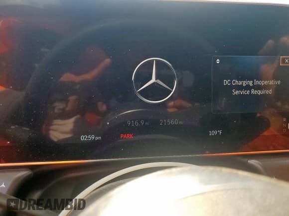 ✅ 2024 Mercedes-Benz EQE 350+ • VIN: 4JGGM2BB8RA042903 • Lot: 85157875. Wystawiony na Copart z przebiegiem 21 560 mil. Bezpłatny archiwum sprzedaży aukcyjnych z USA i szczegółowy raport historii pojazdu na DreamBid. Zdjęcie 9.