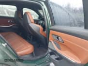 ✅ 2022 BMW M3 Competition xDrive • VIN: WBS43AY00NFN20909 • Lot: 43573787. Wystawiony na IAAI z przebiegiem 16 279 mil. Bezpłatny archiwum sprzedaży aukcyjnych z USA i szczegółowy raport historii pojazdu na DreamBid. Zdjęcie 8.