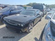 ✅ 2009 Dodge Challenger SRT-8 • VIN: 2B3LJ74W19H617533 • Lot: 76346634. Wystawiony na Copart z przebiegiem 132 995 mil. Bezpłatny archiwum sprzedaży aukcyjnych z USA i szczegółowy raport historii pojazdu na DreamBid. Zdjęcie 2.