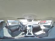 ✅ 2013 Chevrolet Volt • VIN: 1G1RA6E44DU124203 • Lot: 70885144. Wystawiony na Copart z przebiegiem 126 108 mil. Bezpłatny archiwum sprzedaży aukcyjnych z USA i szczegółowy raport historii pojazdu na DreamBid. Zdjęcie 13.